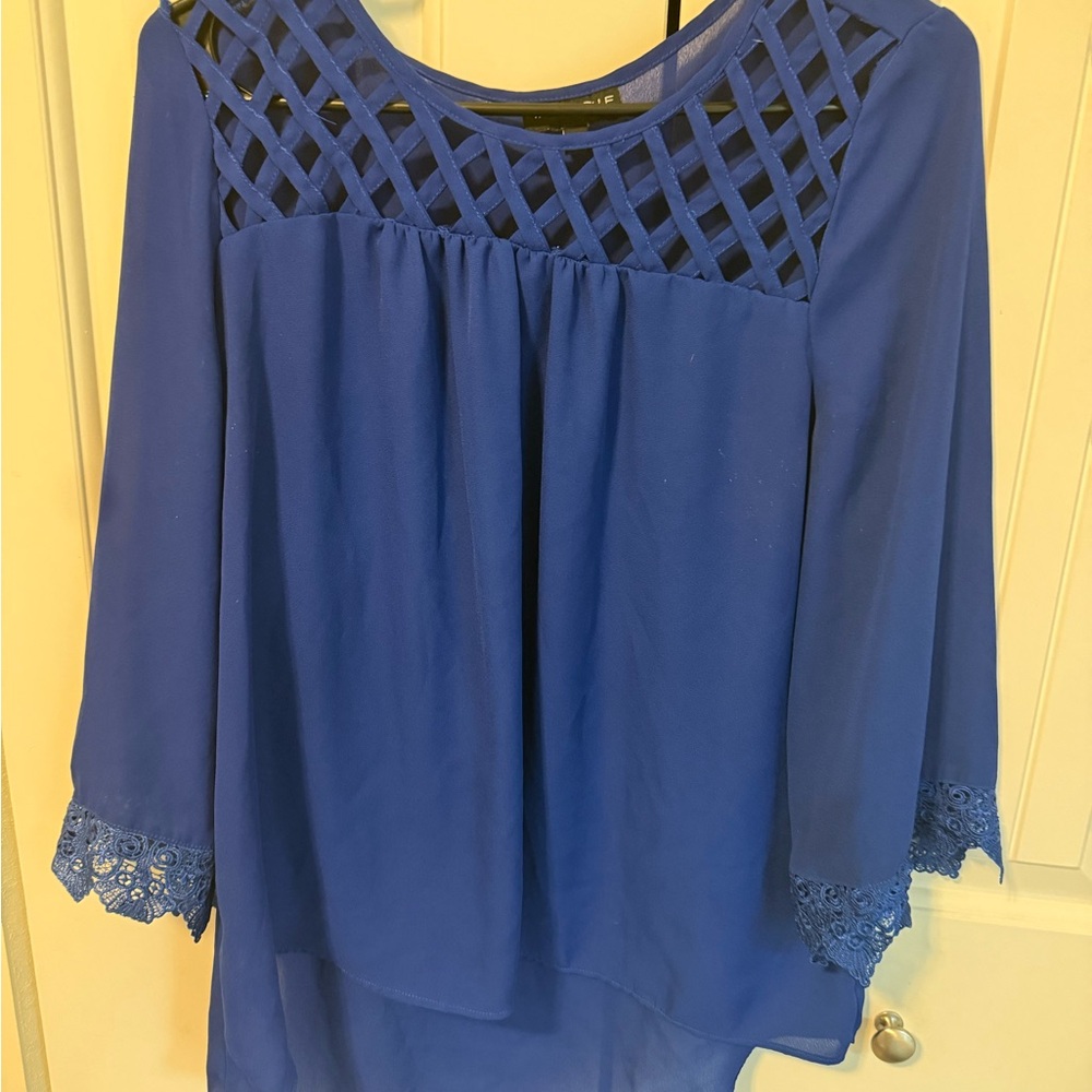 Elegant Blue Women's Top